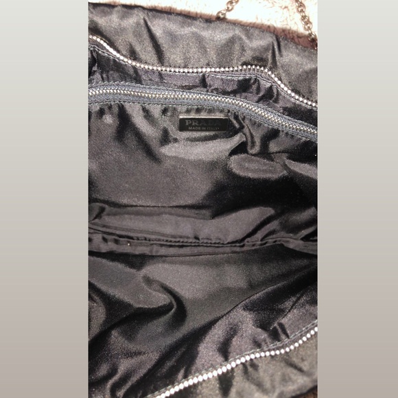 Prada Charm Bag - Picture 3 of 6